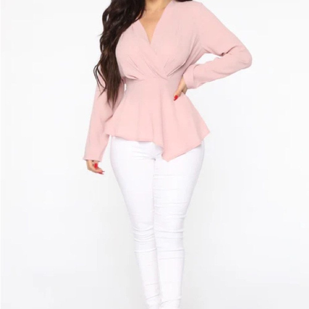 FASHIONNOVA BLOUSE - Picture 2 of 7